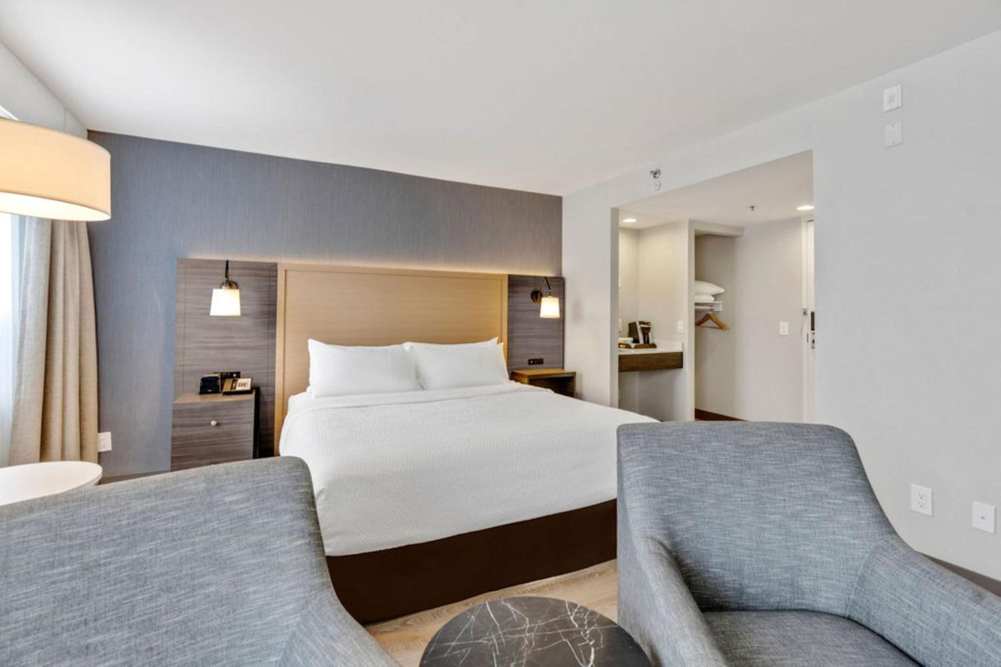Holiday Inn & Suites Ottawa Kanata By Ihg Extérieur photo