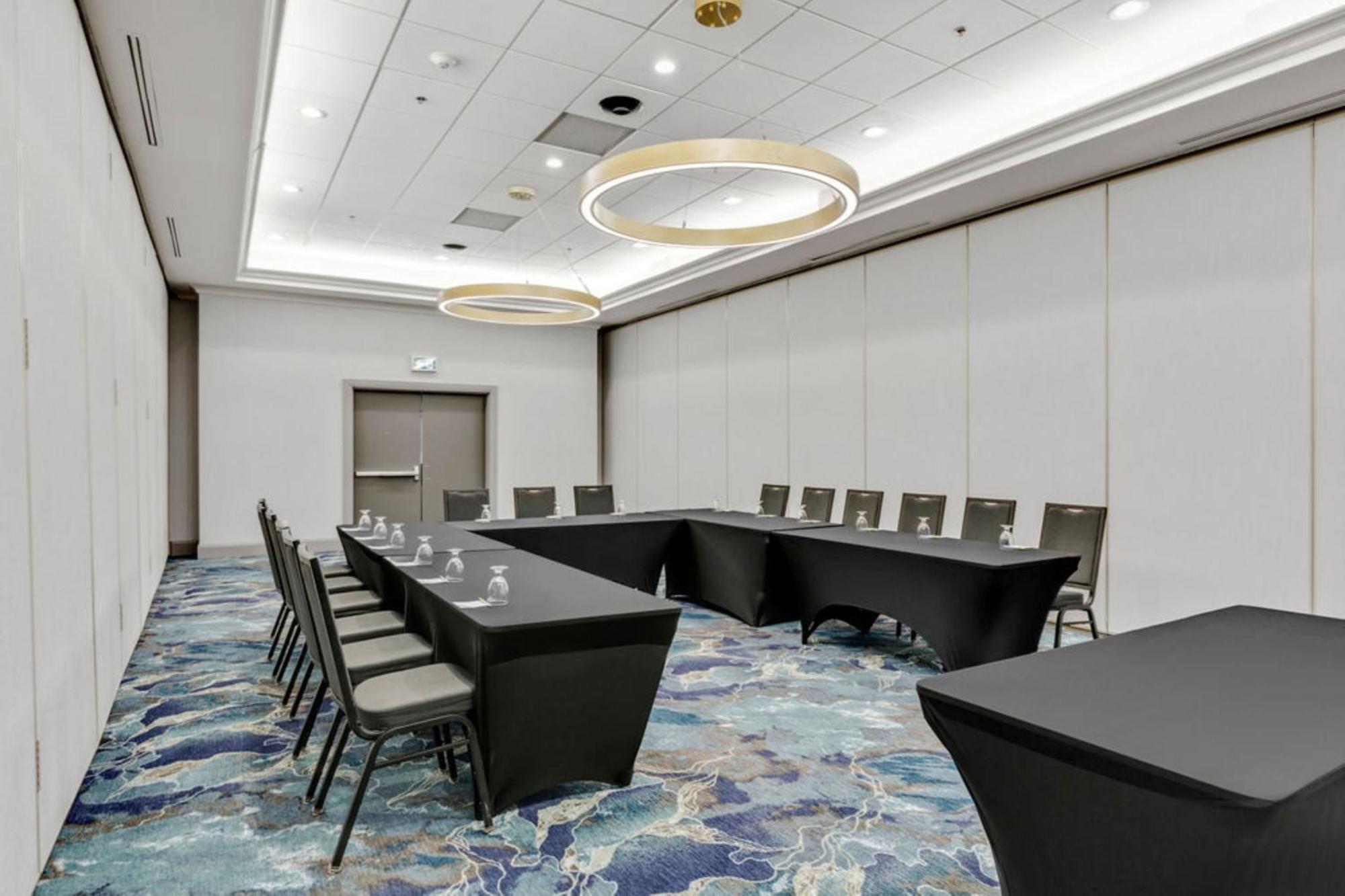 Holiday Inn & Suites Ottawa Kanata By Ihg Extérieur photo