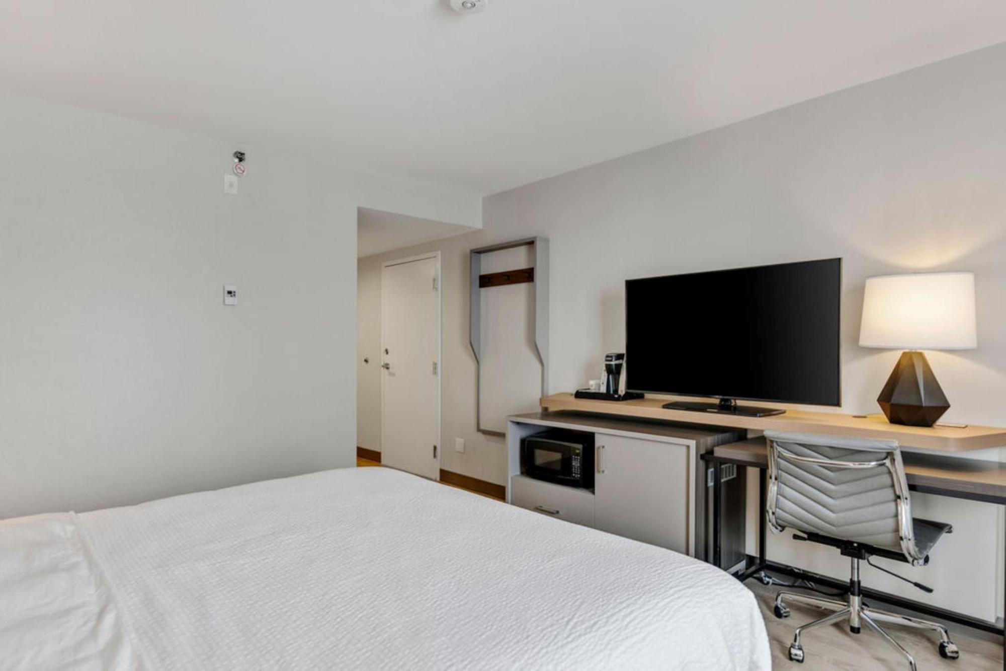 Holiday Inn & Suites Ottawa Kanata By Ihg Extérieur photo