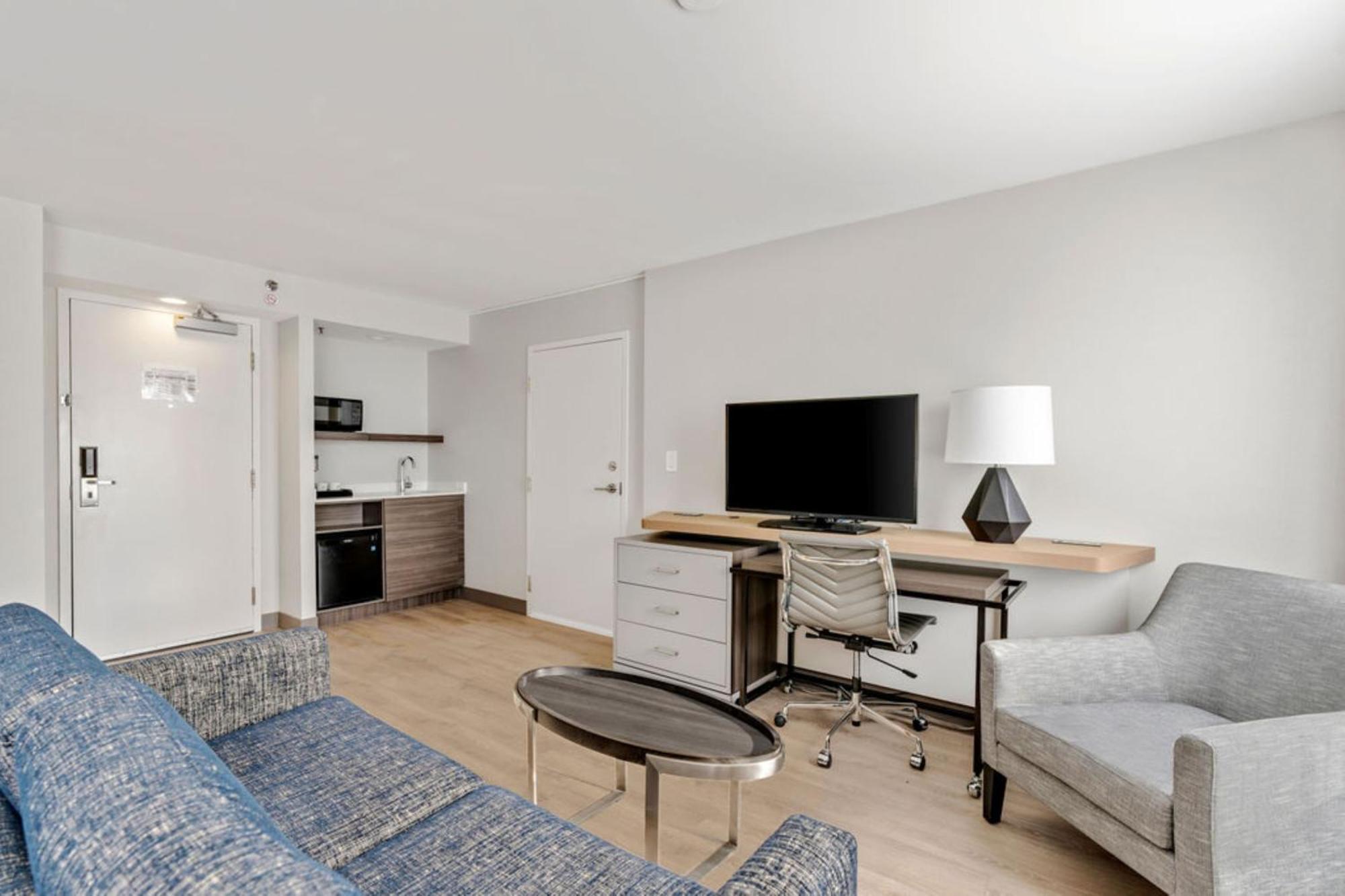 Holiday Inn & Suites Ottawa Kanata By Ihg Extérieur photo