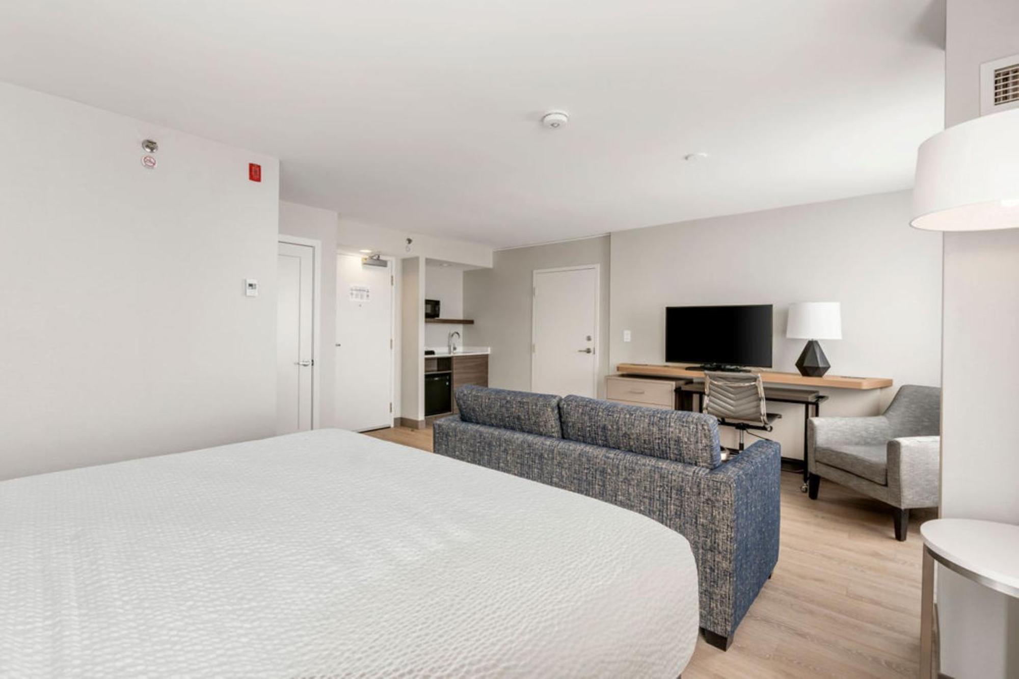 Holiday Inn & Suites Ottawa Kanata By Ihg Extérieur photo